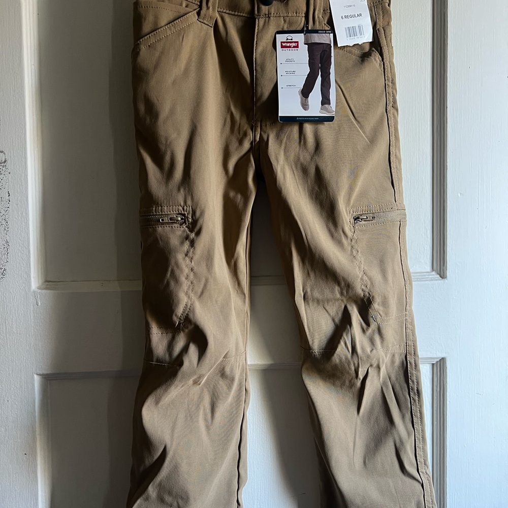 Wrangler boy pants size 6 khaki